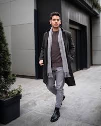Một outfit tạm đơn giản như này là thừa sức chiến đc mọi party/dating/wedding rồi các bác ạ 😋 teddy jacket: Grey Jeans With Black Chelsea Boots Outfits For Men 100 Ideas Outfits Lookastic
