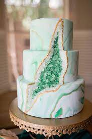 63 Incredible Wedding Cake Ideas To Inspire You In 2021 Chocolate Wedding Cake Geode Cake Wedding Gold Wedding Cake