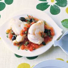 Seeteufelfilet Mit Oliven Und Kapern Recipe Food Eggs Benedict Caprese Salad