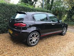 L'alfa 147 ducati corse è equipaggiata con il nuovo motore 1.9 jtdm da 170 cv che accelera da 0 a 100 km/h in appena all'esterno l'alfa 147 ducati corse si contraddistingue per l'assetto ribassato e per una particolare grinta estetica che unisce gli stilemi propri di alfa romeo e quelli di ducati corse. Alfa 147 Ducati Corse Page 1 Readers Cars Pistonheads Uk