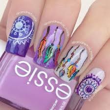 La verdad es que hay muchos diseños pero si estás buscando verte diferente lo mejor es que consigas varias brochas así como pinceles elegir cada una de las alternativas interesantes para cada uno de los diseños que tengas. 80 Disenos De Unas Decoradas 2020 Realmente Bonitos