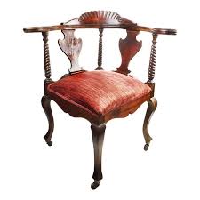 Antique Victorian Hand Carved Corner Chair In 2020 Corner Chair Furniture Modern Furniture Chairs