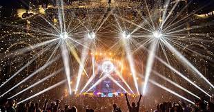 Author versa posted on may 1, 2019 categories lawyers tags guns, lawyers, money howrah civic body workers and lawyers clash over parking. Widespread Panic Opens Up New Year S Run In Peak Form At Atlanta S Fox Theatre Videos