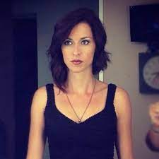 Abby martin interviewing a member of the green cross during the 2017 venezuelan protests in september 2015, martin launched the empire files , an interview and documentary series. Jersonordavid Abby Martin Classy People Beautiful Women Pictures