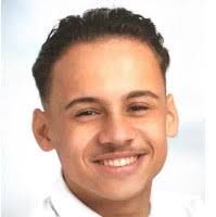 60+ Profile mit dem Suchbegriff „Robin“