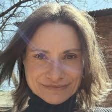 Yolanda Lindeque-Strauss