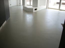 Un progetto semplice per realizzarlo in fai da te e rinnovare così lo spazio outdoor in maniera un pavimento in resina, che sia per esterni o per interni, offre vari. Pavimenti In Resina Spatolati Per Interno Ed Esterno In Sicilia Adrano Catania