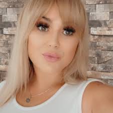 Bonnie Stillwell (@bonstillwell)