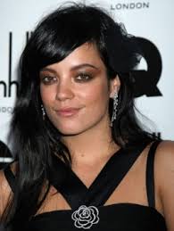 http://www.becomegorgeous.com/hair/photos/lily_allen_hairstyles/lily_allens_medium_layered_hairstyle-I821#image &middot; Lily Allen Long Brunette Hairstyle - lilyallenhairstyles_lo9ngblackhairstyle