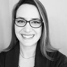 Amy Hettinger's Instagram, Twitter & Facebook