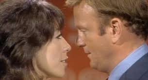 Rowan & Martin's Laugh-In: Season 6, Episode 1