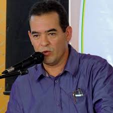 Stream AUDIO; Saneamiento fiscal y financiero de San Vte Chucurí, Alcalde  Luis Ernesto Esteban Macías by Municipio De San Chucurí
