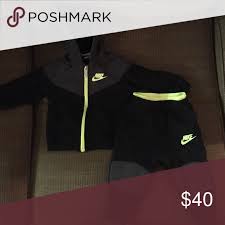 Black And Lime Green Nike Shirt Nike Jogger Outfit Black And Lime Green Nike Sweat Suit Worn Once Nike Matching Sets Joggers Outfit Nike Sweat Suits Nike Joggers Outfit