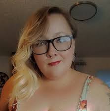 Any woman's book clubs around town ? 💕📚