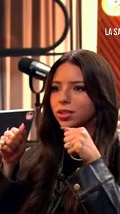 ÁngelaAguilar abrió su corazón ❤️ y se sinceró durante una entrevista con  #AdelaMicha 🗣️🎙️ a quien le confesó que todas las críticas recibidas le  han afectado mucho en su vida. 🧠😥 #EnCasaconTelemundo