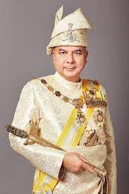 Infobox_monarch | name =azlan muhibbuddin shah title =sultan of perak. æˆ'ä»¬éœ¹é›³å·žæœ€å°Šæ•¬çš„è‹ä¸¹é™›ä¸‹sultan Nazrin Perak Wonders éœ¹é›³å¥‡å¹» Facebook