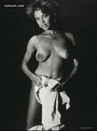 Vanessa Williams Nude And Sexy Photos Collection - AZNude
