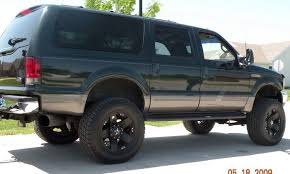 Pin By Henry Gomez On Excursion Bad Trucks Ford Excursion Ford Expedition Ford Bronco