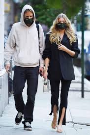 Runway fashion preferwolfordlingerie preferpinterest preferpantyhose. Elsa Hosk S Feet Wikifeet
