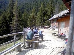 Built between 1385 and 1477 on the site of an earlier church (destroyed during mongol invasions in 1242), the construction of the marienkirche, as it was known in german, was hampered by extensive damage. Cabana Curmatura Zarnesti Brasov Romania Mapio Net
