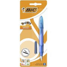 Ce stylo a une plume large, taille moyenne. Bic Stylo Plume Bleu Rechargeable 1 Petite Cartouche D Encre Easyclic Pas Cher A Prix Auchan