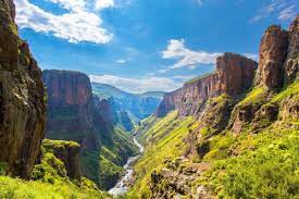 But while lesotho might not be able to boast the wealth and infrastructure of its much larger neighbour. Bilder Maletsunyane Wasserfall Lesotho Franks Travelbox