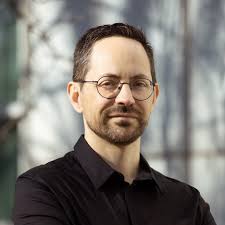 Tech Journalists to Follow in 2024