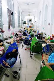 Chuyện là, sau khi biết phía nhà sản xuất chưa chuyển cát xê cho nam diễn viên nhí, phi nhung đã chủ động gửi 50% tiền cát xê của cô để trả công cho huy khang. Kháº¯p Lá»'i Ä'i Trong Bá»‡nh Viá»‡n Trá»Ÿ Thanh Chá»— Ngá»§ Cá»§a Bá»‡nh Nhi Nhiá»u Gia Ä'inh Cháº¥p Nháº­n Náº±m Gáº§n Nha Vá»‡ Sinh Bá»'c Mui