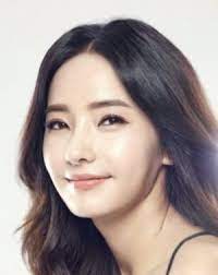 She first gained recognition as the antagoni. Han Chae Young í•œì±„ì˜ Mydramalist