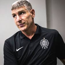 🚨ÚLTIMO MOMENTO🚨 🥹 PRIMER TÍTULO EN LA CARRERA COMO DT PARA MARTIN  PALERMO, EL TITÁN Y SU OLIMPIA ACABAN DE SALIR CAMPEÓN DE PARAGUAY!.  FELICITACIONES ÍDOLO! @martinpalermo.ok 👏👏👏