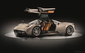 2011 Pagani Huayra Wallpaper Hd Car Wallpapers Id 1926