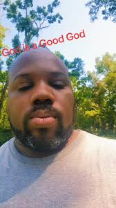 Vincent Hutton's Instagram, Twitter & Facebook