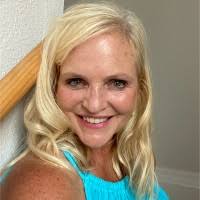 Sonya Garland's Instagram, Twitter & Facebook