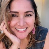 Regina Newcomb's Instagram, Twitter & Facebook