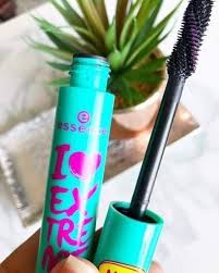 ١٠٠ ج.م من مزايا ماسكرا ايسنس get big lashes : Yazan Cosmetics Ù…Ø§Ø³ÙƒØ±Ø§ Ø§ÙŠØ³Ù†Ø³ Ø§Ù„Ø®Ø¶Ø±Ø§Ø¡ Ù‡Ø°Ù‡ Ø§Ù„Ù…Ø³ÙƒØ±Ø© Facebook