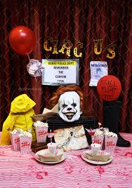 Youtube Tutorial It Party Diy Pennywise Halloween Ideas Creepy Clown Tutor Halloween Themed Birthday Party Birthday Halloween Party Clowns For Birthday Parties