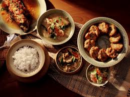 He serves the juicy meat with warm tortillas so everyone can wrap it up, fajita style. How To Cook Up An Easy Thai Dinner Party