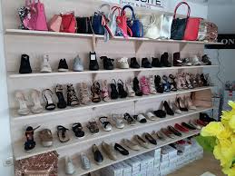 Ponosni smo što vam možemo. Opposite Obuca I Torbe Butik Blondy Kosovska Mitrovica Facebook