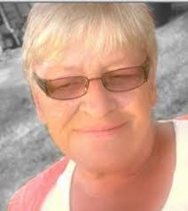 Darlene Archer's Instagram, Twitter & Facebook