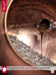 Fabricant De Dragees Depuis 1956 La Maison Raynaud Labellisee Entreprise Du Patrimoine Vivant Propose Une Gamme De Dr Food Photography Food Alcoholic Drinks