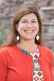 Stephanie Malin's Instagram, Twitter & Facebook