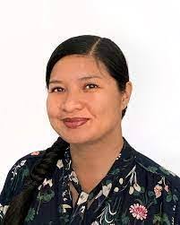 Anna Noguchi's Instagram, Twitter & Facebook