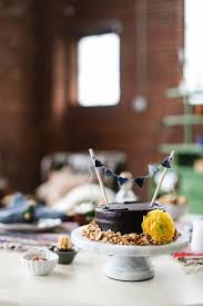 Creativelive Engagement Shoot Photography By Jasmine Star Art Direction Styling Jenn Elliott Blake Let Them Eat Cake Food Engagement Shoots