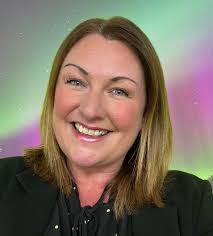 Leanne Kirk's Instagram, Twitter & Facebook