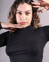 Karen Verdugo's Instagram, Twitter & Facebook