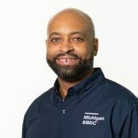 Jamal Ewing's Instagram, Twitter & Facebook