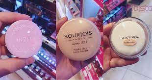 Namun yang perlu anda ketahui beberapa hal sebelum memilih bedak penghilang jerawat yang bagus yaitu cara memilihnya agar anda tidak salah ketika akan membelinya. Elak Muka Berminyak Ini Senarai Loose Powder Yang Best Di Drugstore Murah Terbaik Hijabista