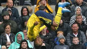 The game was played out in front of a crowd of 47,635, almost 5,000 below player ratings: Newcastle United Vs Arsenal Pierre Emerick Aubameyang Goal Video Watch Result Score Nicolas Pepe Debut Highlights