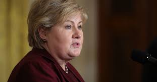 Statsminister i norge og partileder i høyre. Norwegian Prime Minister Fined Over Lockdown Breaking Birthday Bash Politico