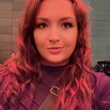 Tessa Mitchell's Instagram, Twitter & Facebook